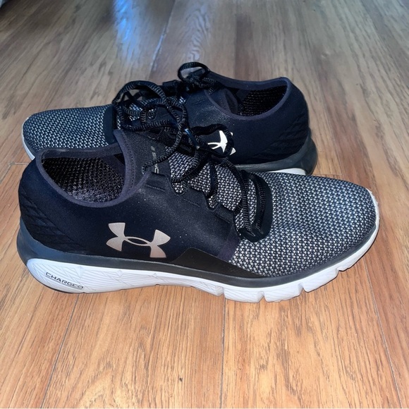 UNDER ARMOR-Black and Gray Athletic Sneakers - Picture 4 of 6